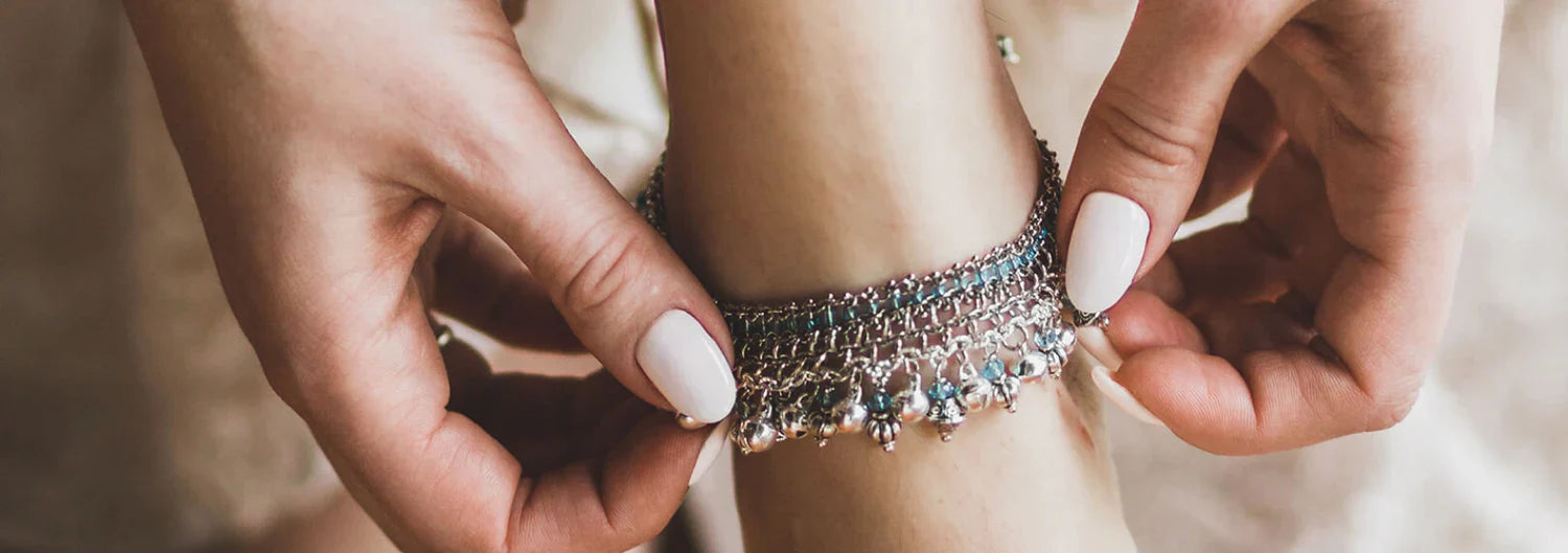 Exploring The Art Of Crafting Exquisite Golden Jewels